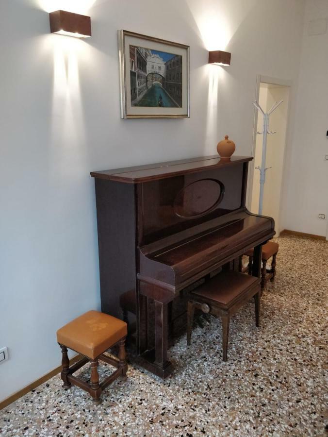 Apartament Residenza Pomponi Deluxe Wenecja Zewnętrze zdjęcie