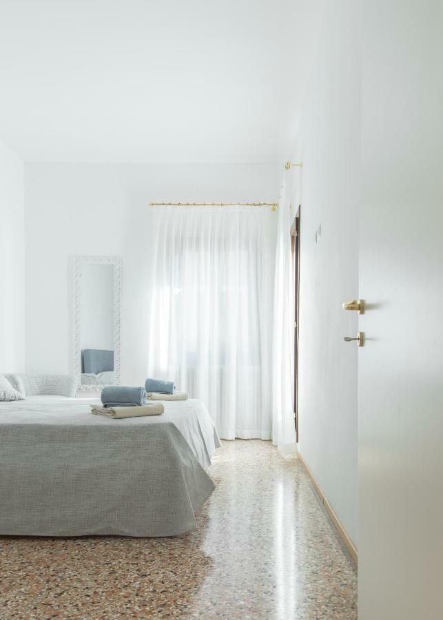 Apartament Residenza Pomponi Deluxe Wenecja Zewnętrze zdjęcie