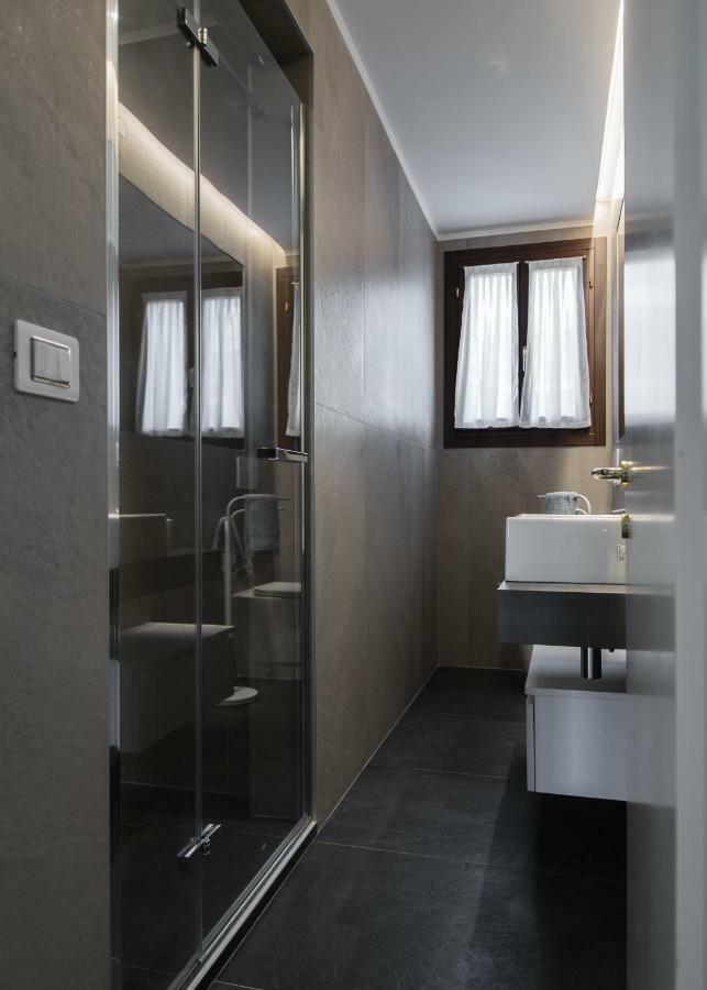 Apartament Residenza Pomponi Deluxe Wenecja Zewnętrze zdjęcie